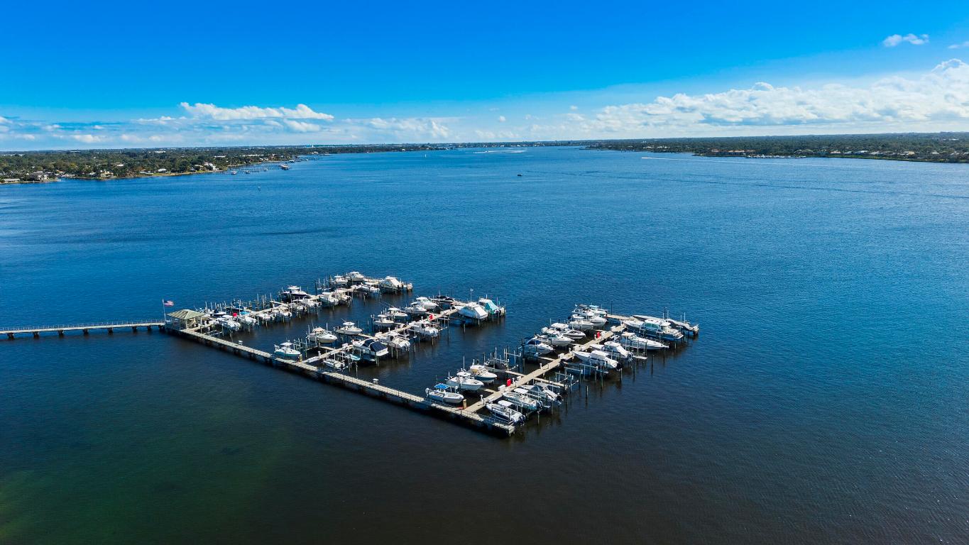 CARRICK GREEN/Ballantrae - Residential