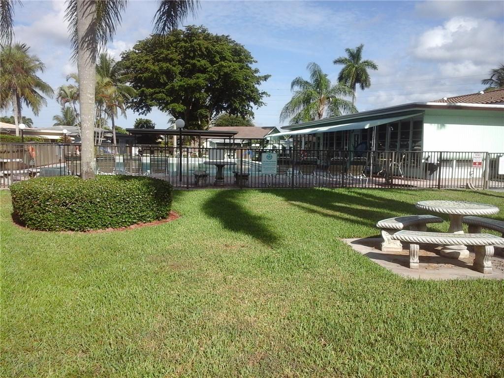 Mainlands of Tamarac Lake - Residential