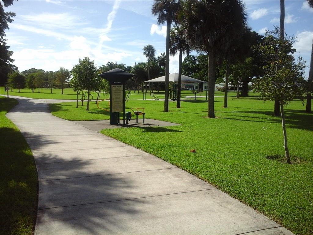 Mainlands of Tamarac Lake - Residential
