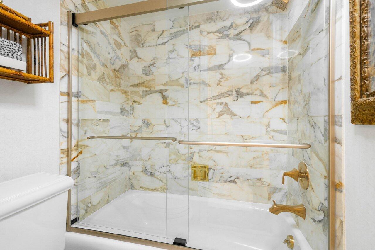 PORTA BELLA EAST AND PORTA BELLA SW CONDO AS - Residential Lease