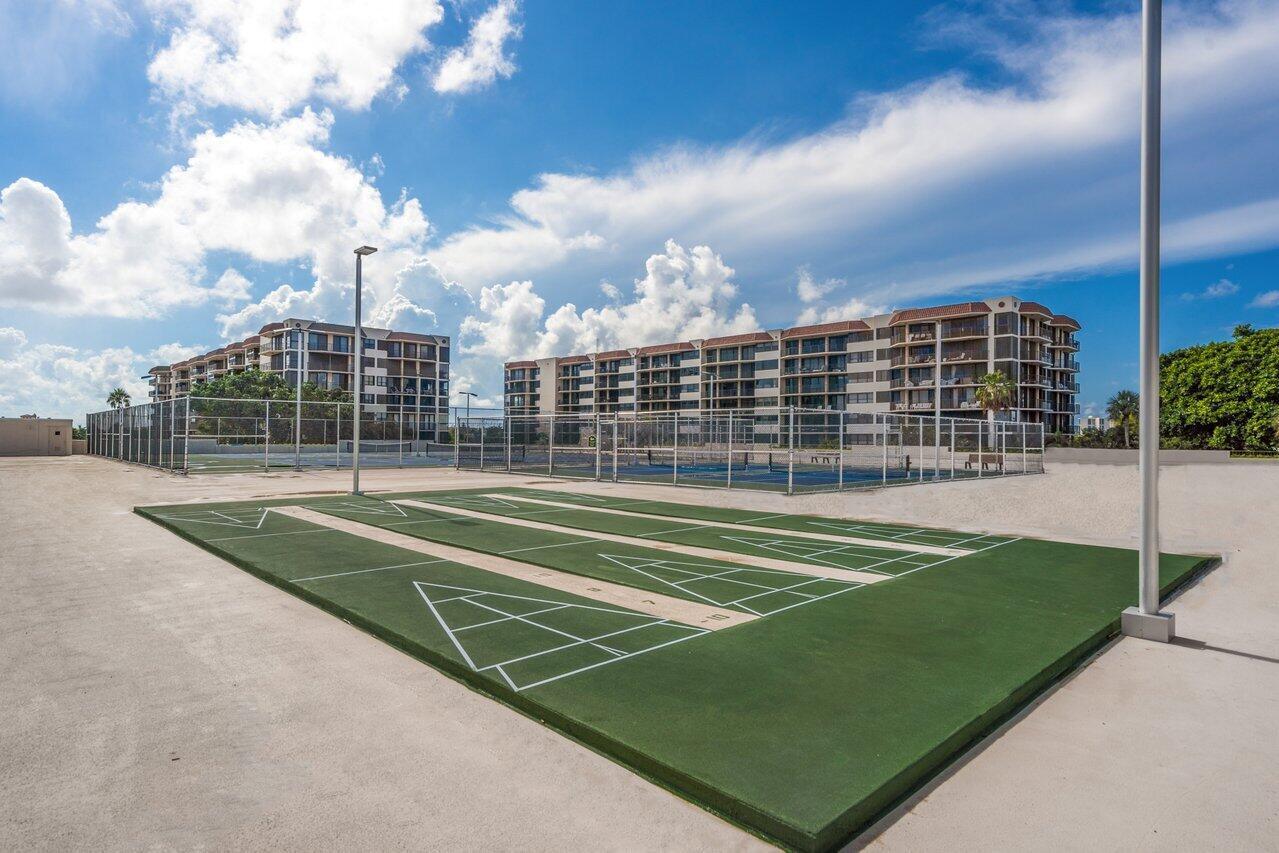 PORTA BELLA EAST AND PORTA BELLA SW CONDO AS - Residential Lease