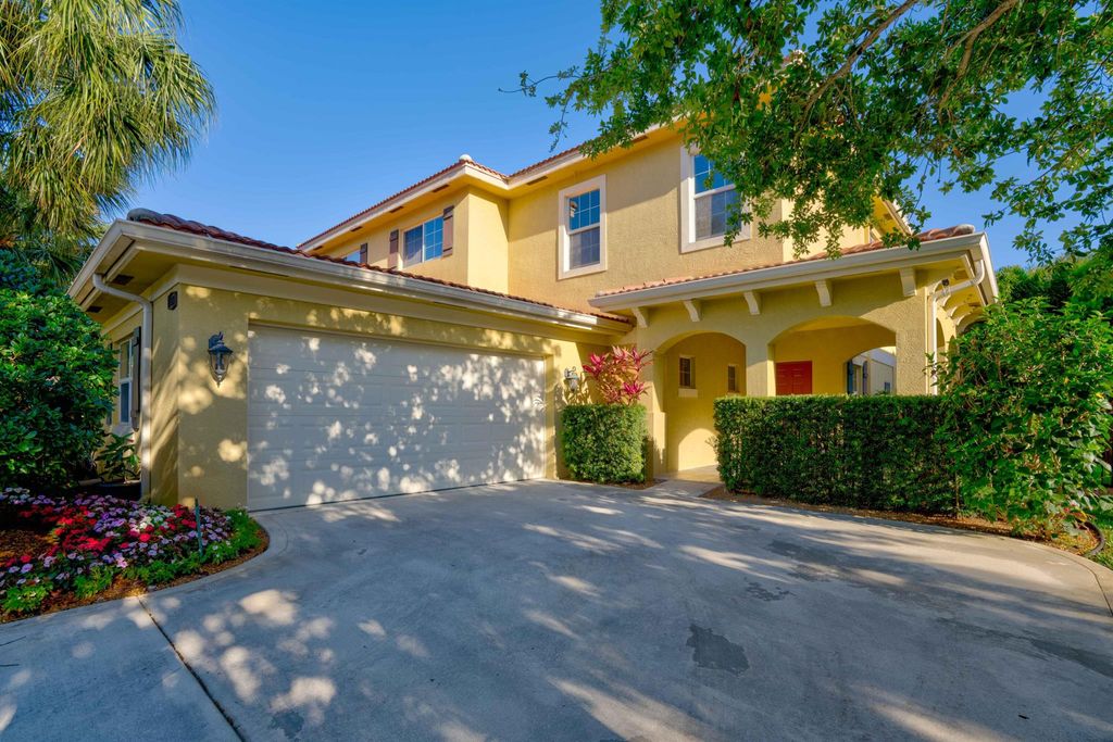 Photo of 119 White Wing Lane, Jupiter, FL 33458 (MLS # R10994121)