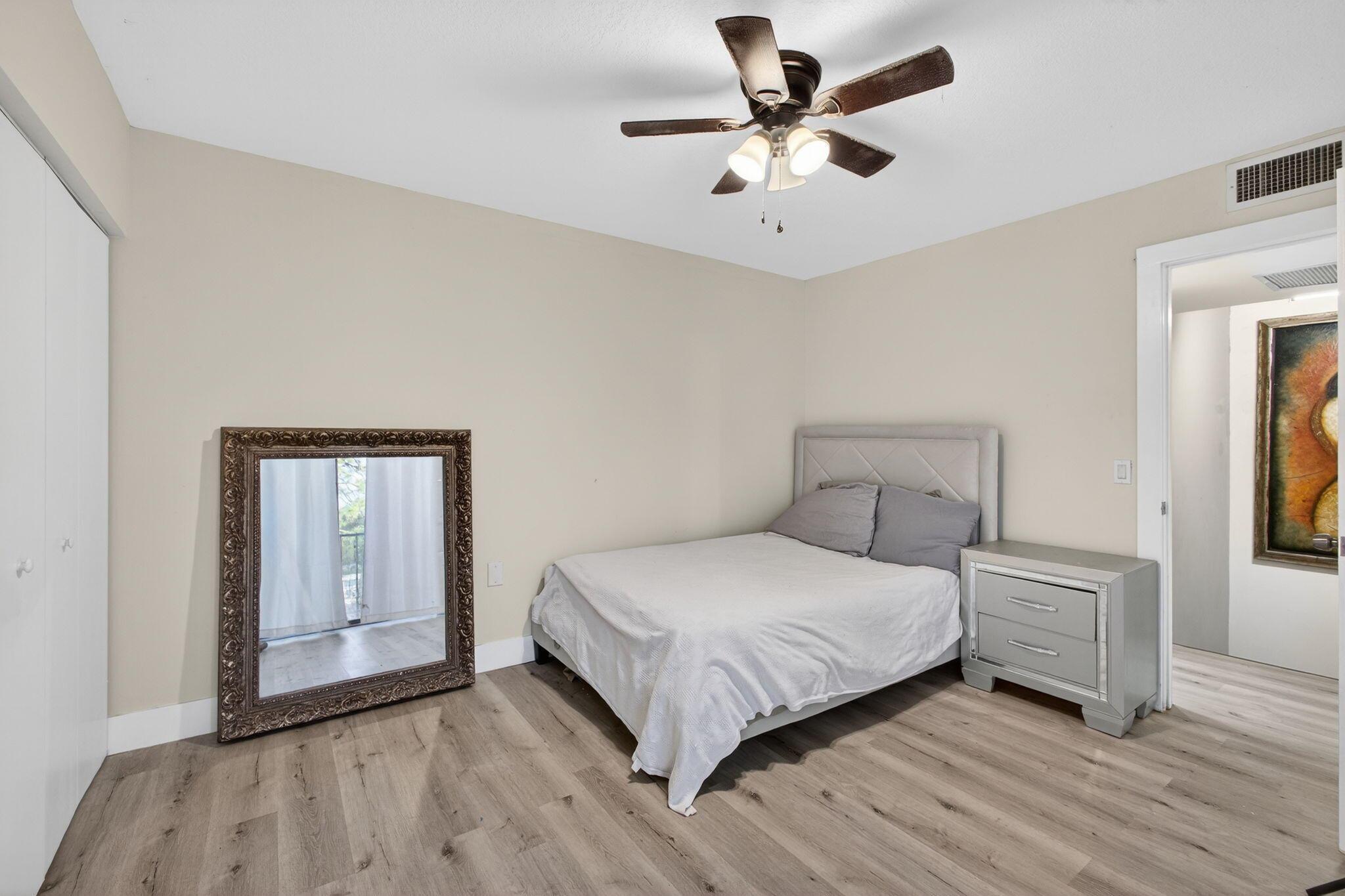 GARDEN LAKES AND GARDEN S - Residential