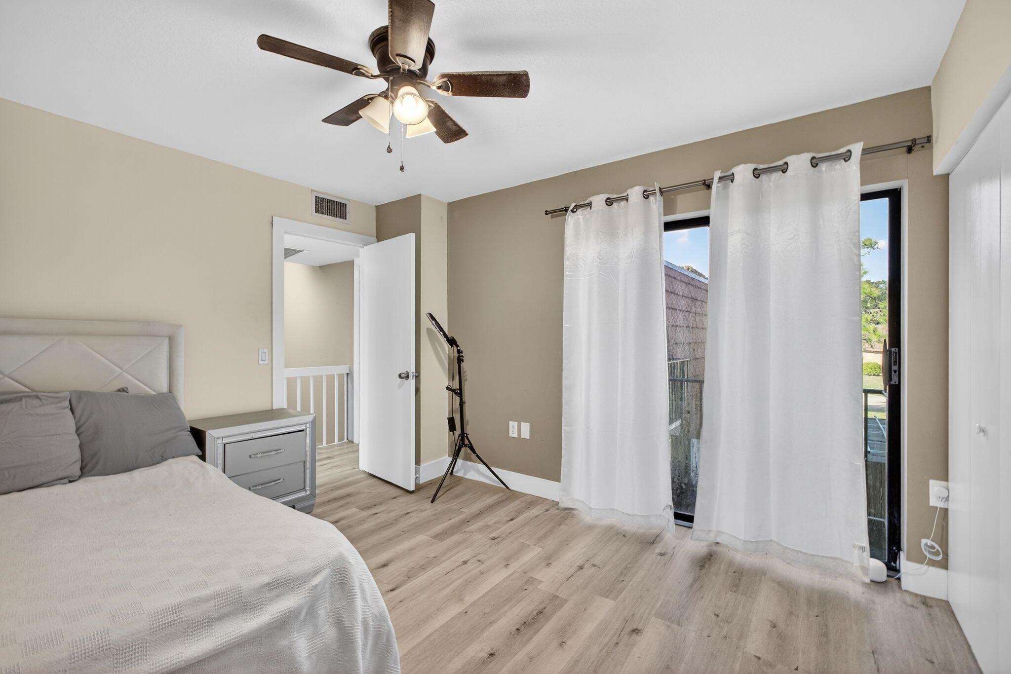 GARDEN LAKES AND GARDEN S - Residential