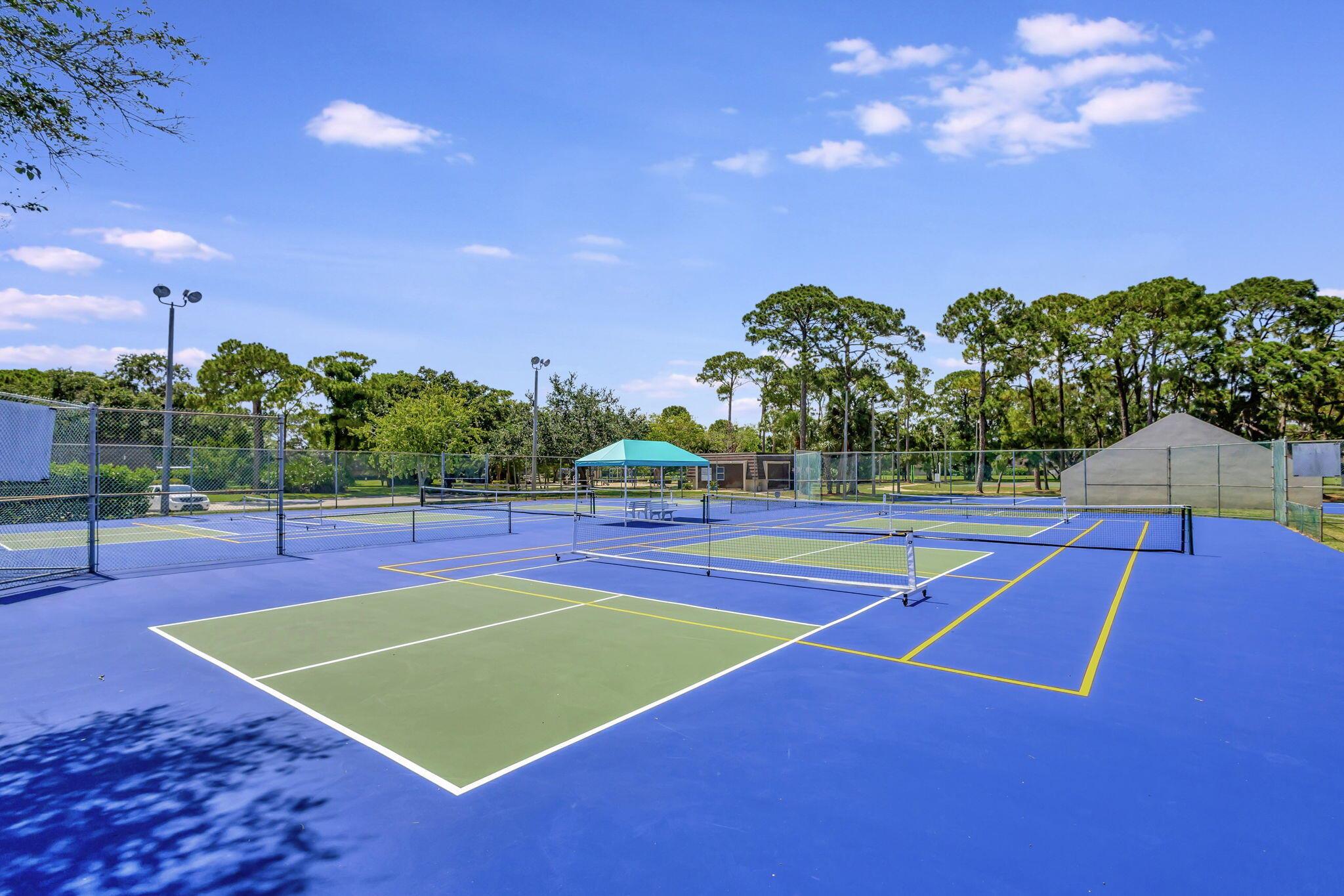 GARDEN LAKES AND GARDEN S - Residential