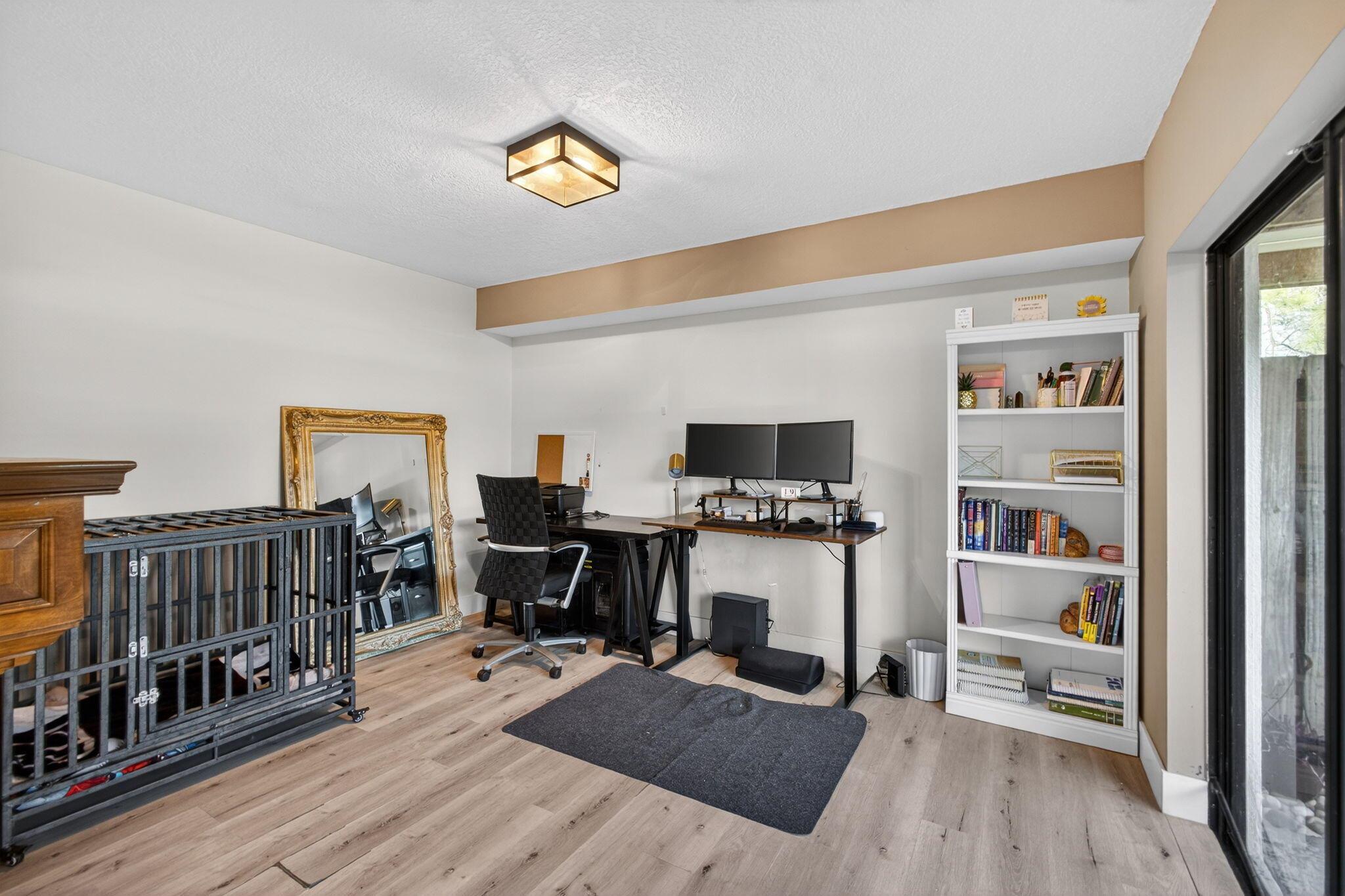 GARDEN LAKES AND GARDEN S - Residential