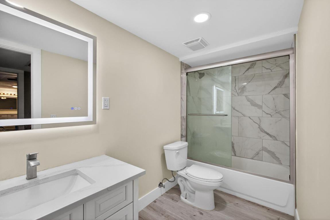 GARDEN LAKES AND GARDEN SQUARE SHOPS - Residential