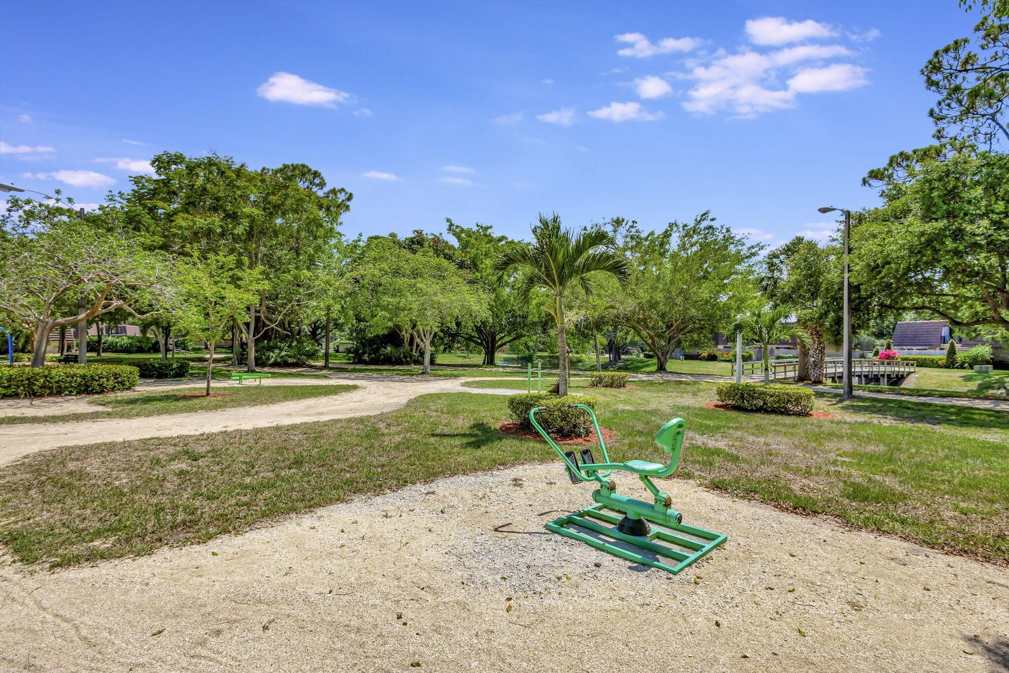 GARDEN LAKES AND GARDEN S - Residential