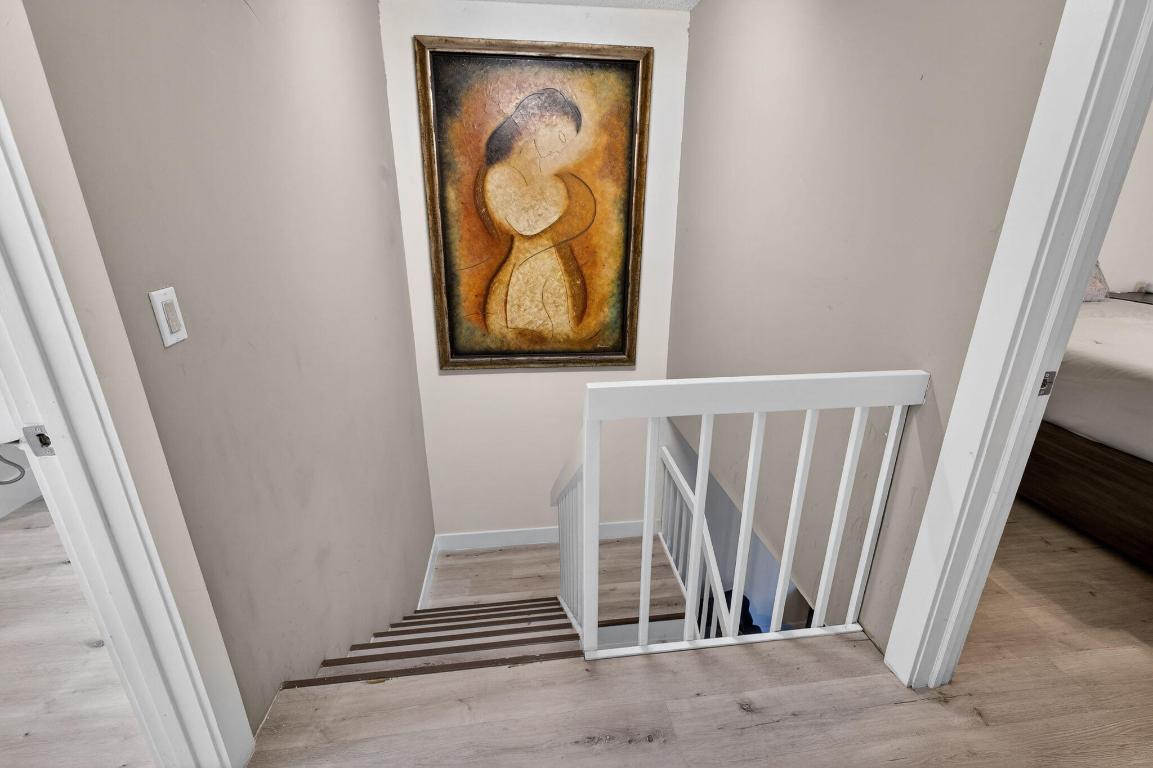 GARDEN LAKES AND GARDEN SQUARE SHOPS - Residential