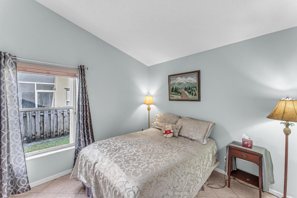 SARATOGA AT ROYAL PALM 1 - Residential