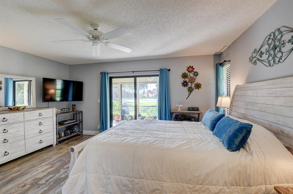 PALM CHASE LAKES CONDO - Residential