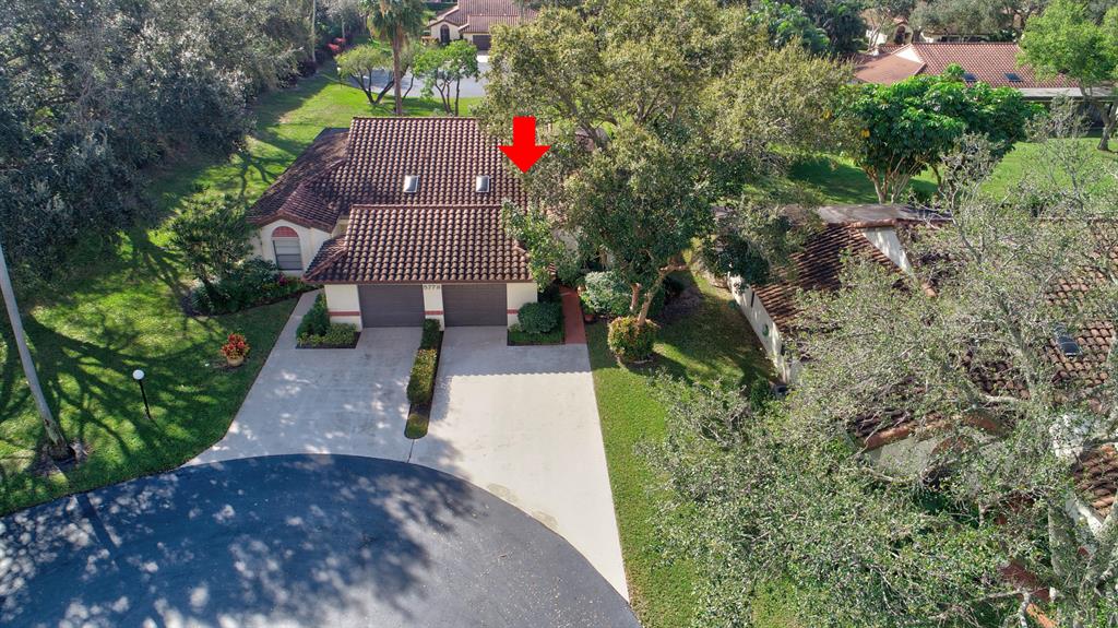 PALM CHASE LAKES CONDO - Residential