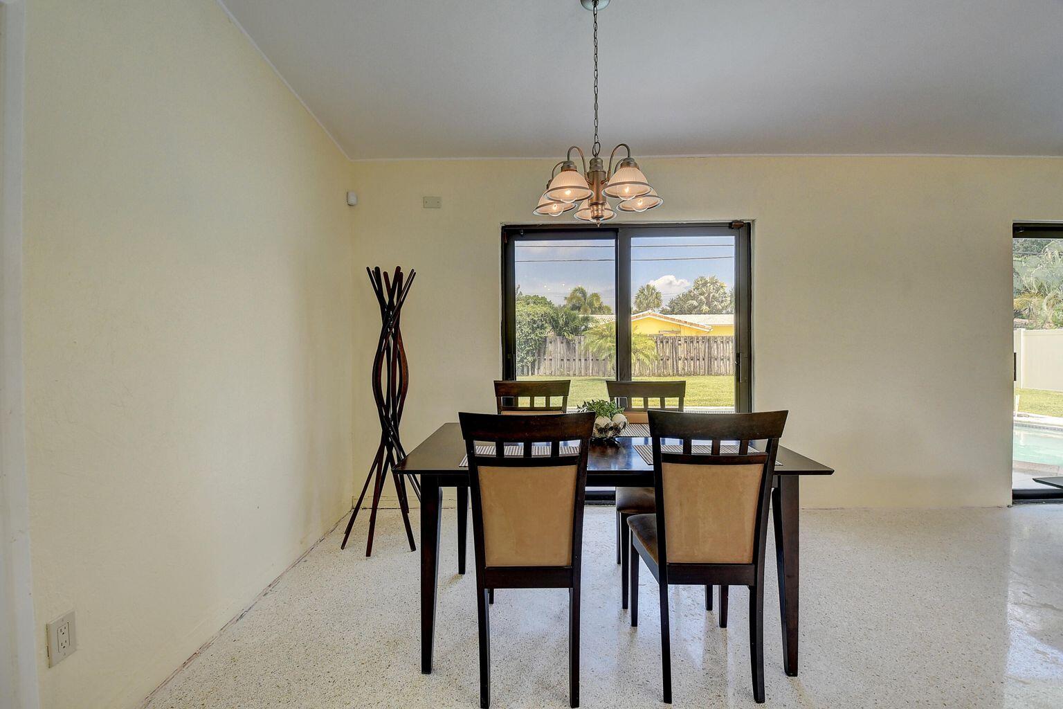 PALMETTO PARK TERRACE - Residential Lease