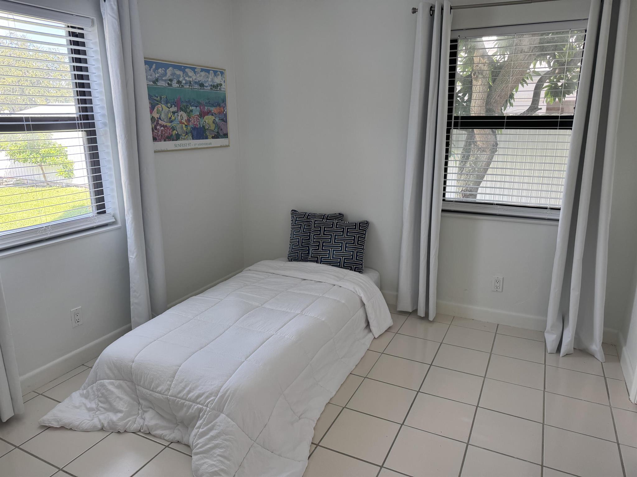 MONCEAUX IN - Residential