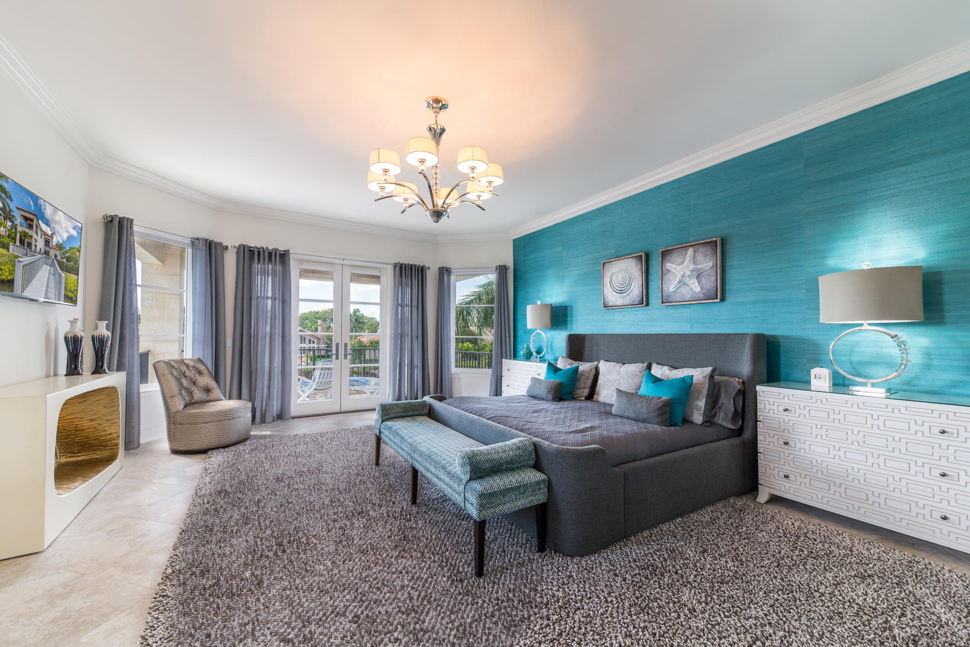 ADMIRALS COVE - Residential