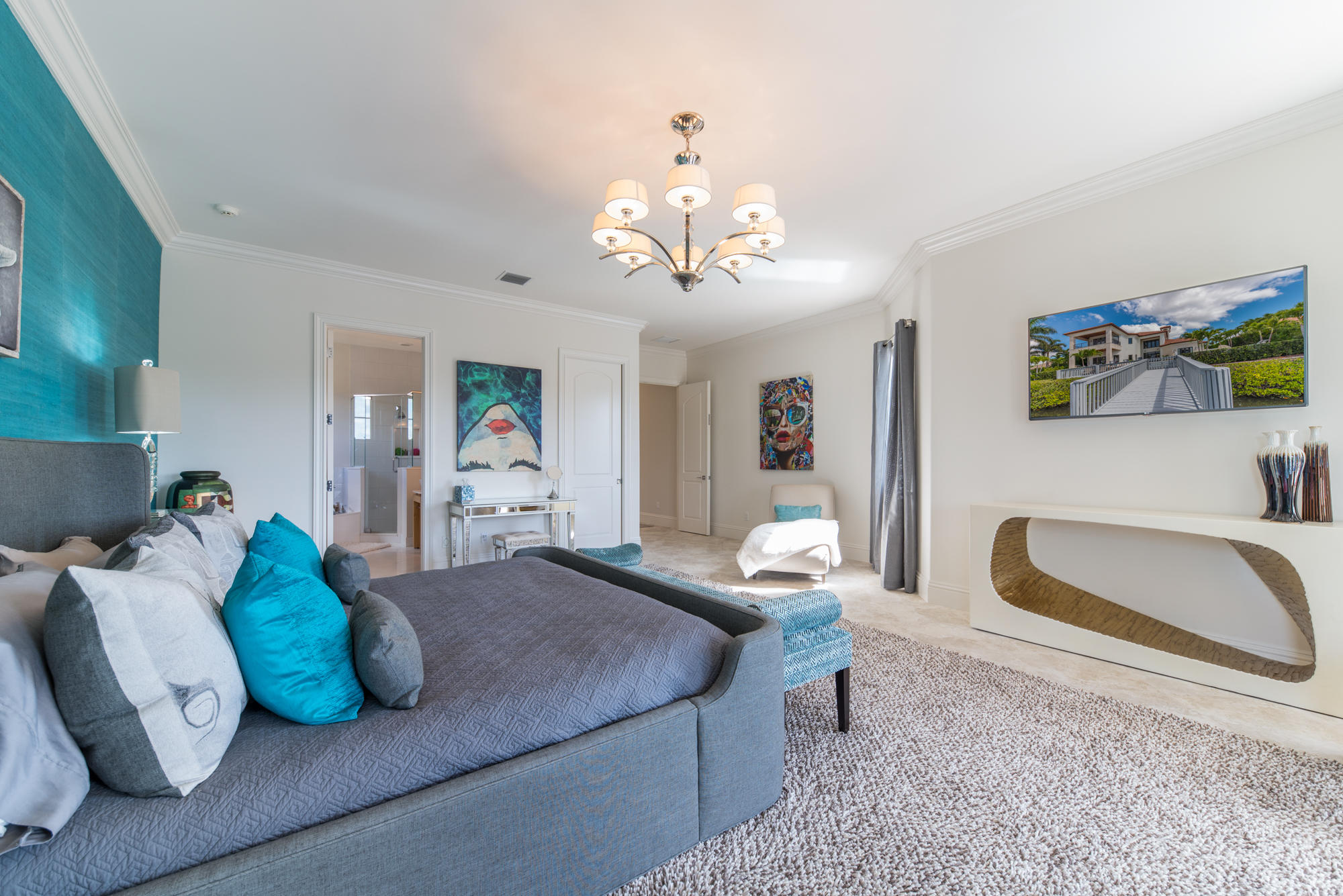 ADMIRALS COVE - Residential