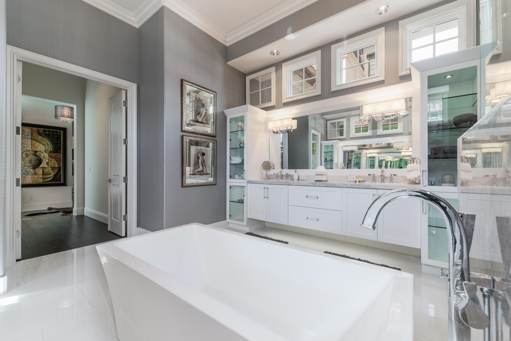 ADMIRALS COVE - Residential