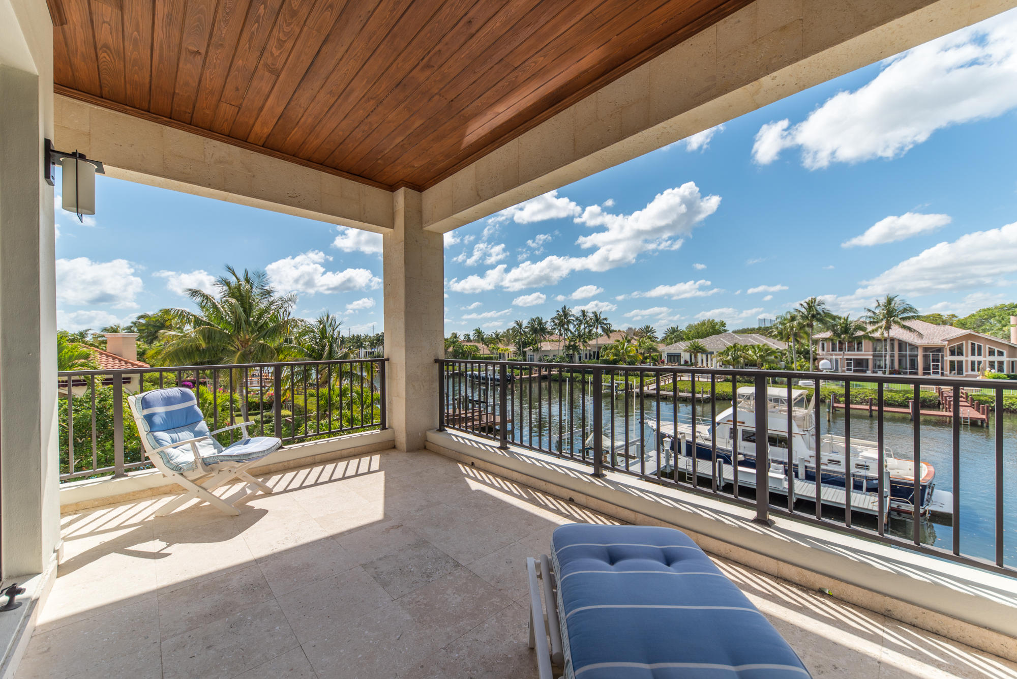 ADMIRALS COVE - Residential