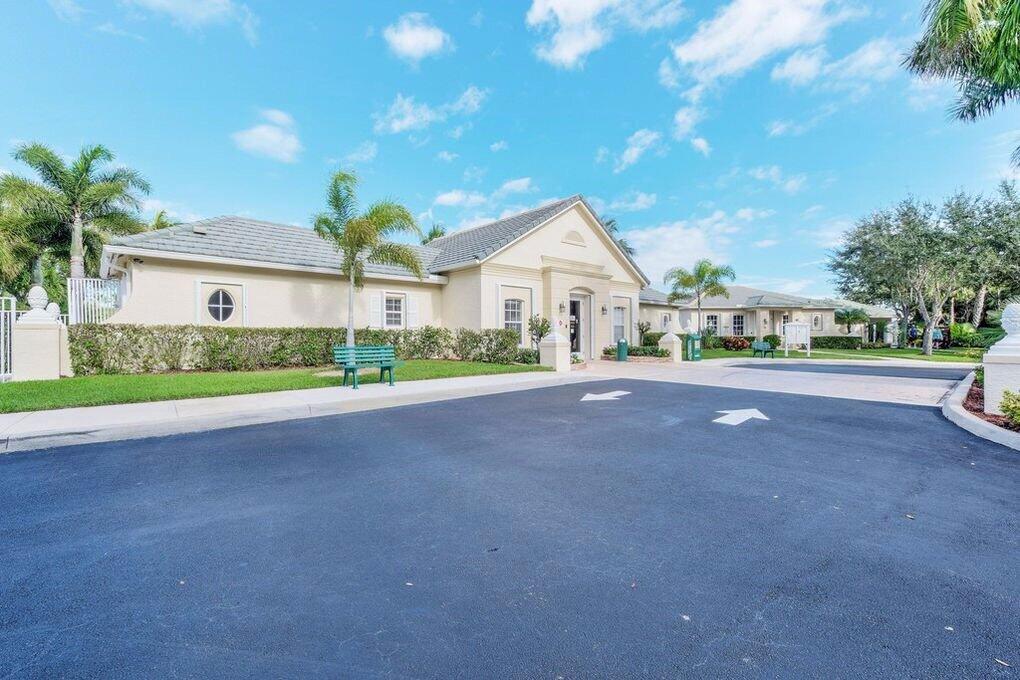 LAKE FOREST - Residential