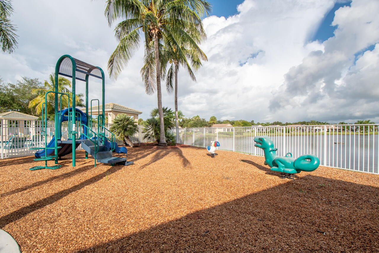 LAKE FOREST - Residential