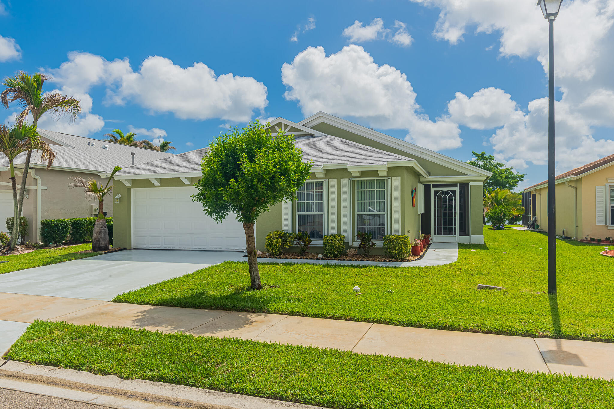 LAKE FOREST - Residential