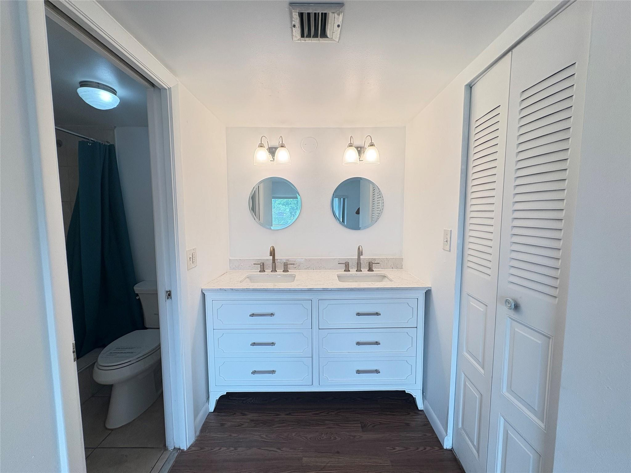 SUNRISE ISLAND - Residential