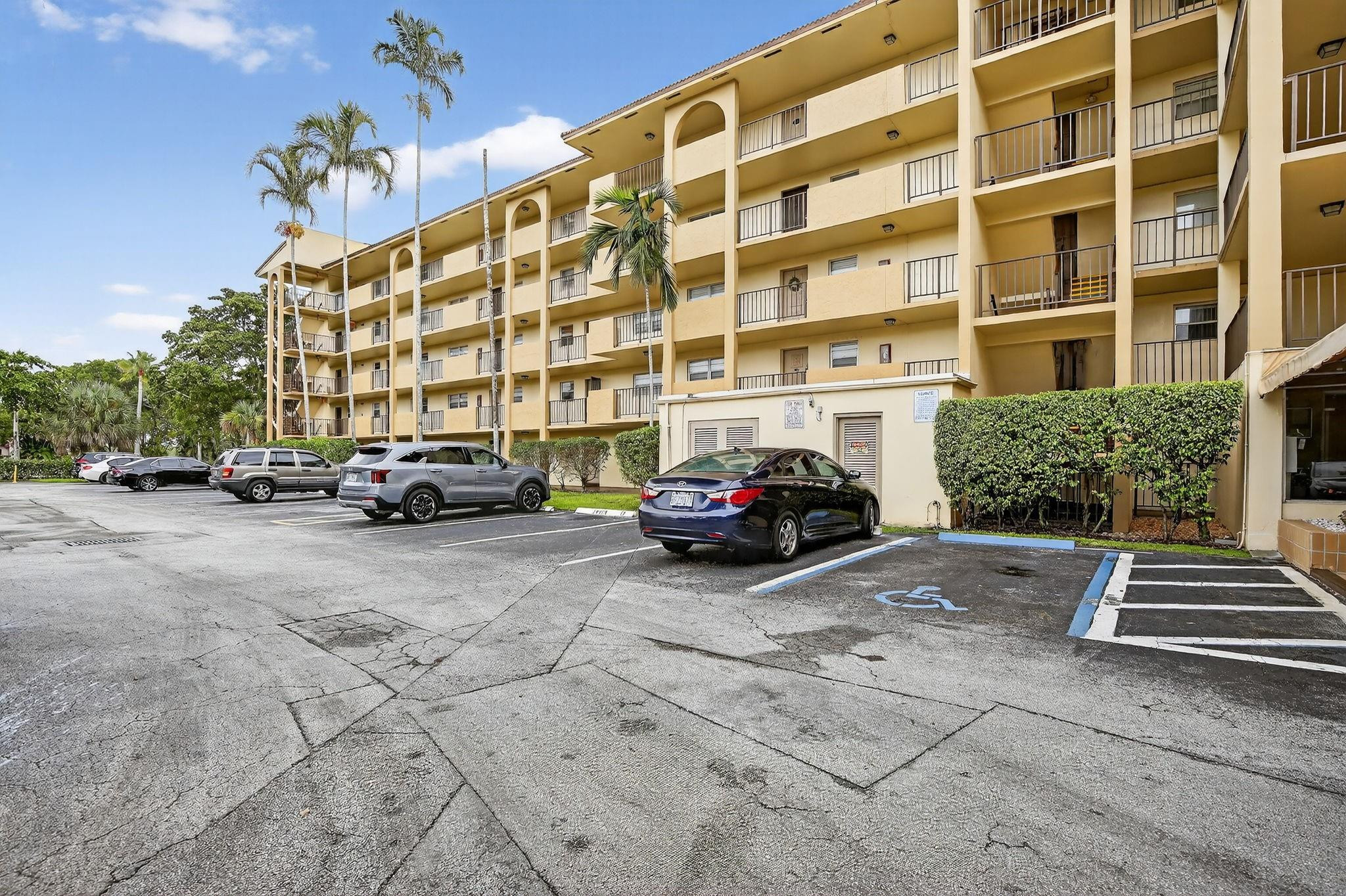 SUNRISE ISLAND - Residential