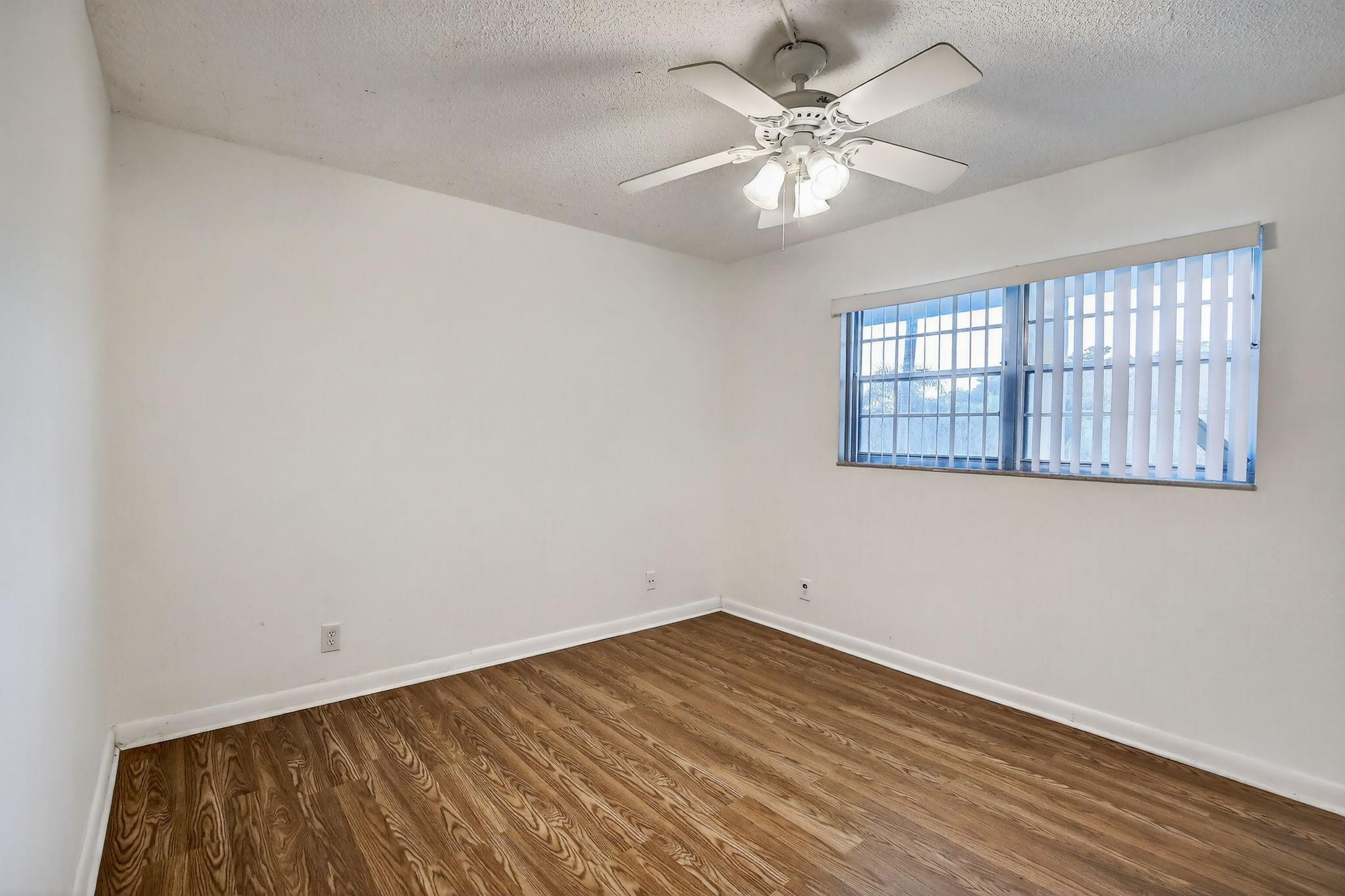 SUNRISE ISLAND - Residential