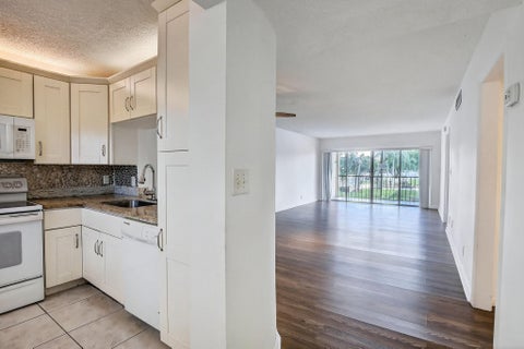 Tiny photo for 3905 N Nob Hill Road #201, Sunrise, FL 33351 (MLS # F10526035)