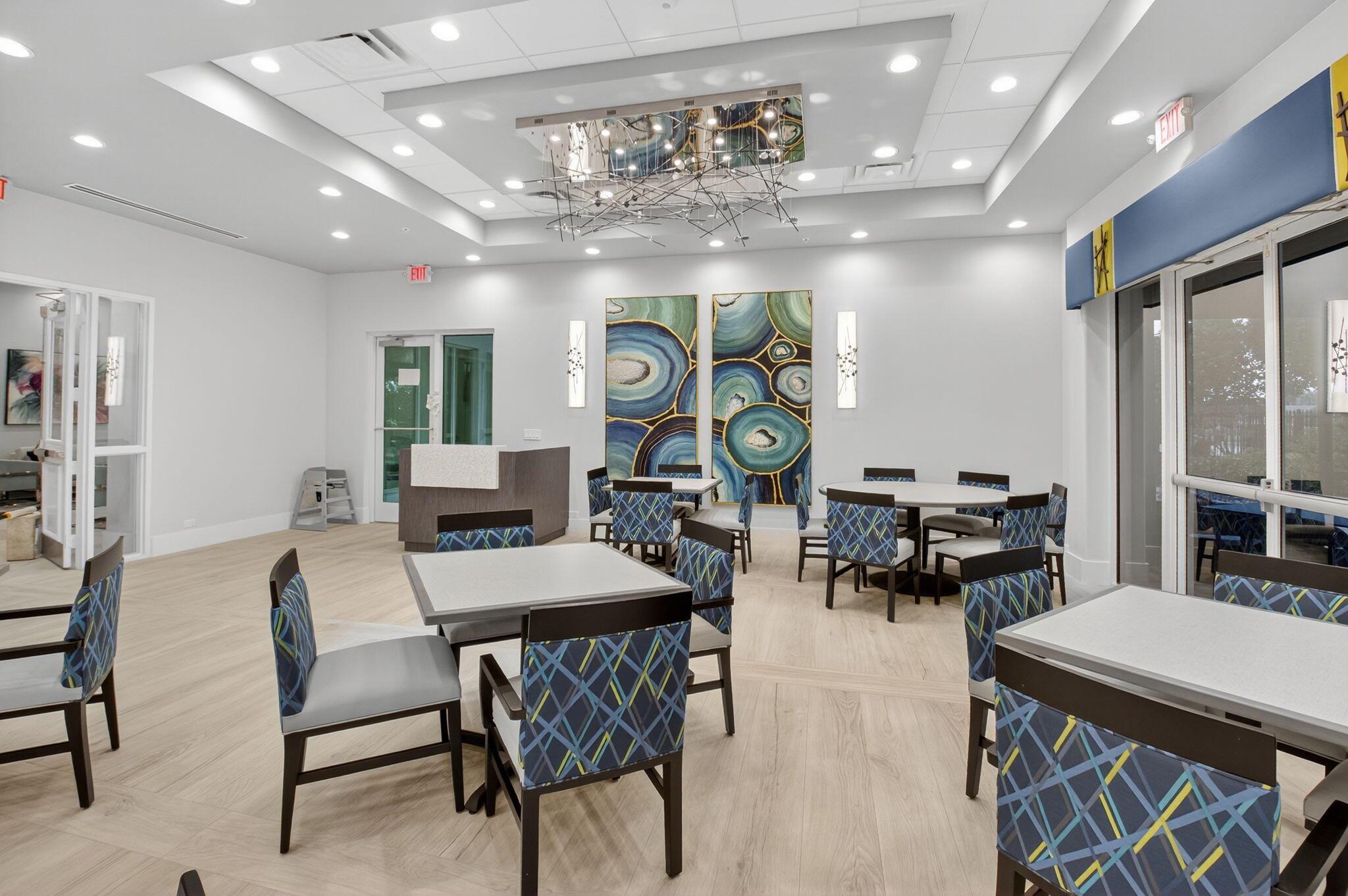 VALENCIA FALLS - Residential