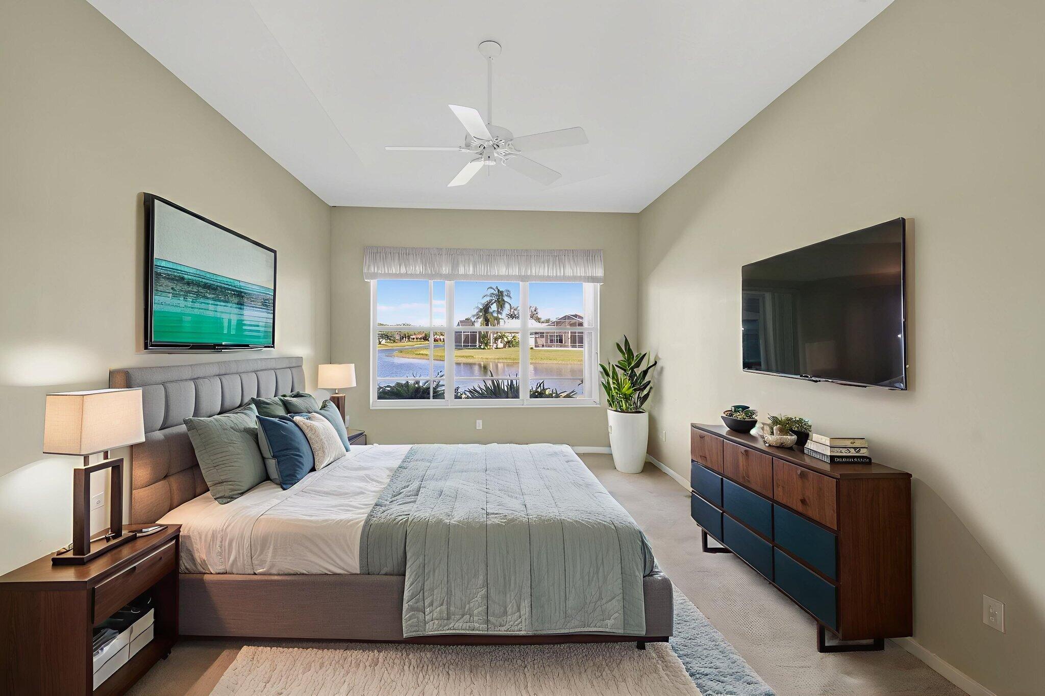 VALENCIA FALLS - Residential