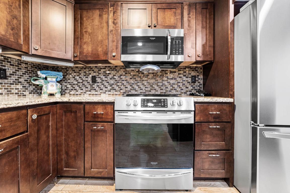 R-Barr - Residential