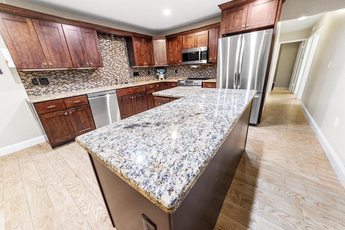 R-Barr - Residential