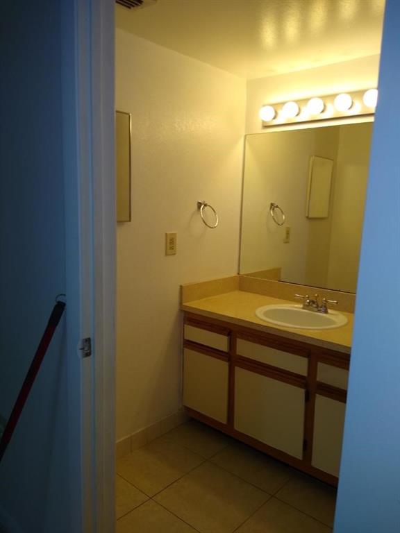 Marina Oaks Condo - Residential Lease