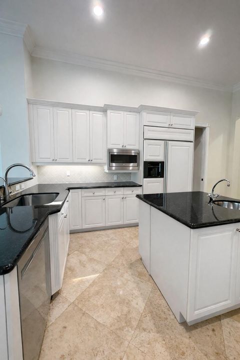 Tiny photo for 10897 Canary Island Court, Plantation, FL 33324 (MLS # F10550877)