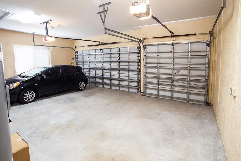 The Enclave 2nd Sec 156-8 - Residential