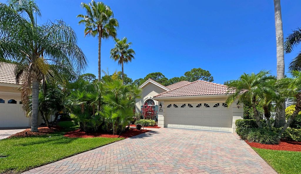 Photo of 715 SW Tillbo Cove, Port Saint Lucie, FL 34986 (MLS # R11090697)