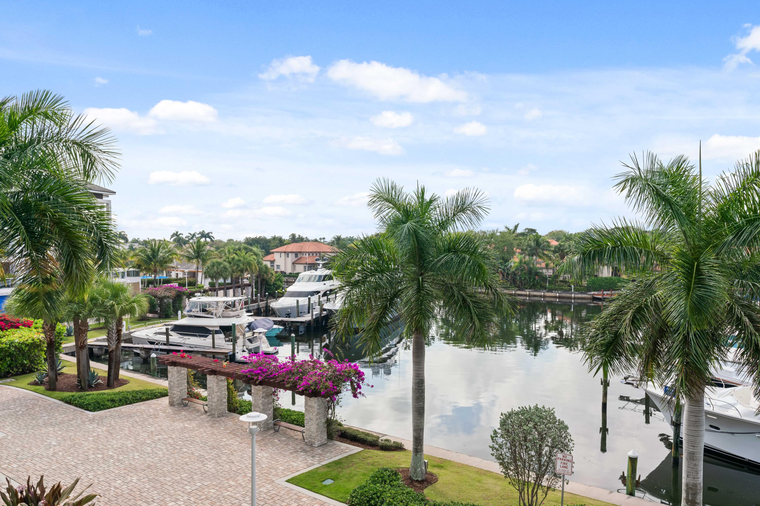 AZURE CONDO - Residential