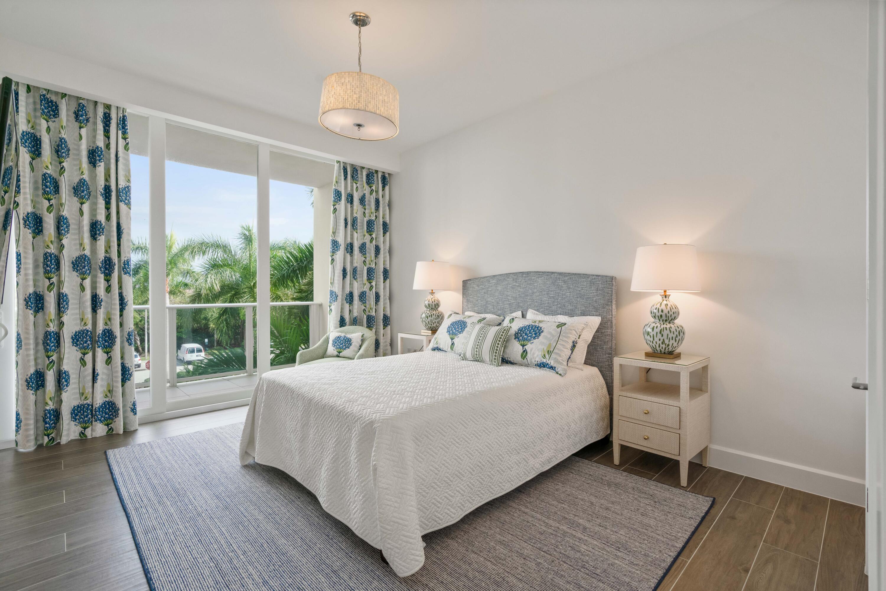 AZURE CONDO - Residential