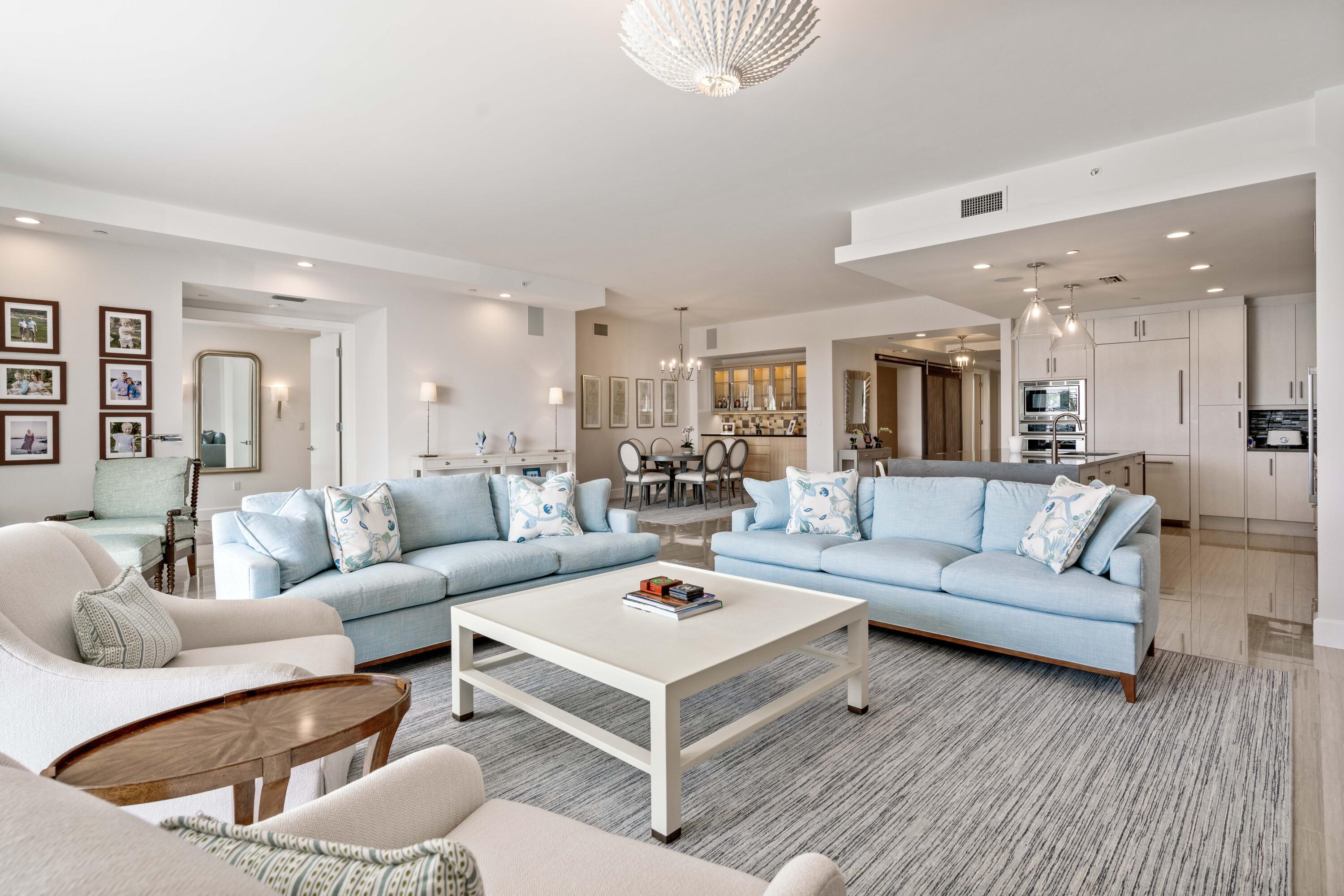 AZURE CONDO - Residential