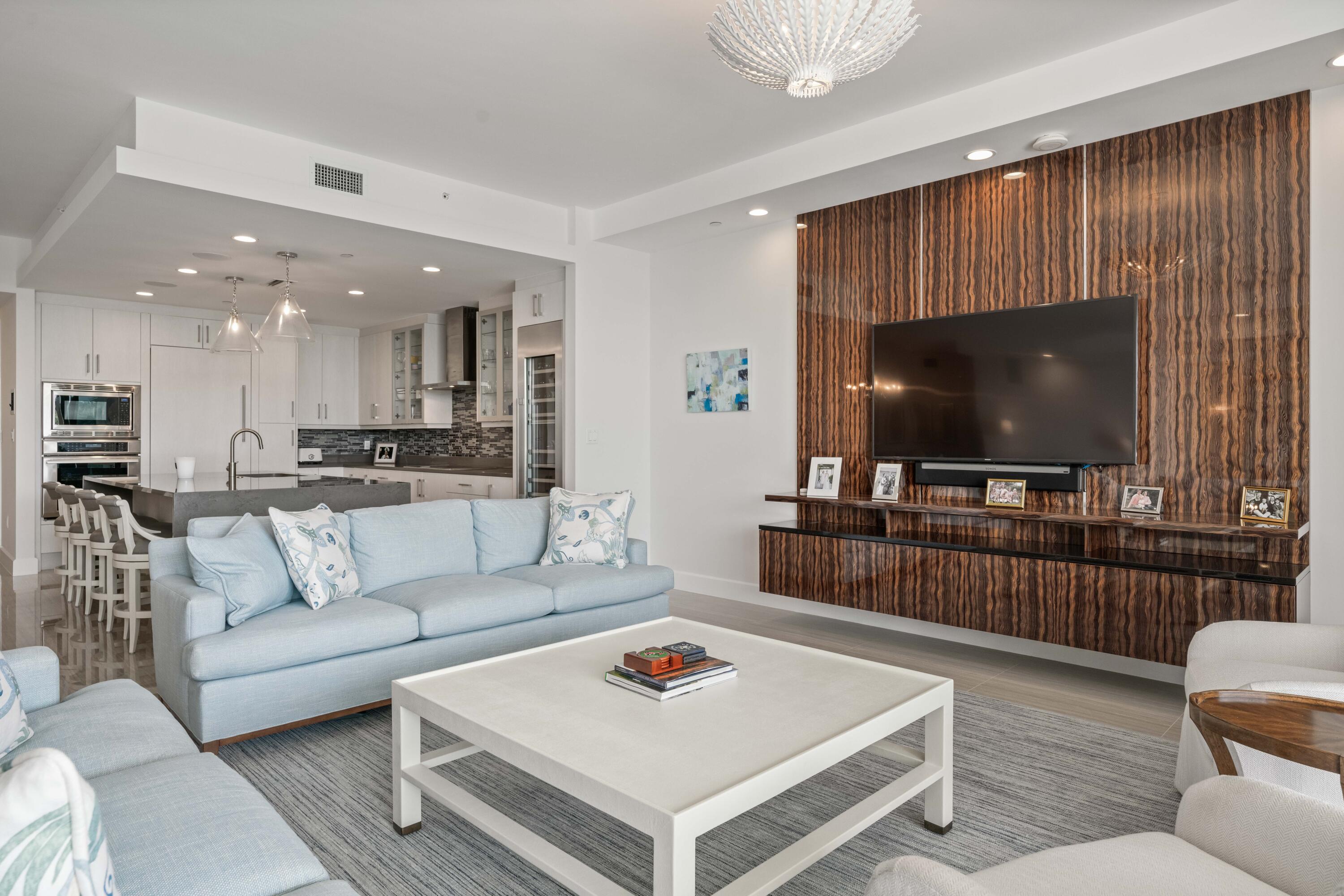 AZURE CONDO - Residential