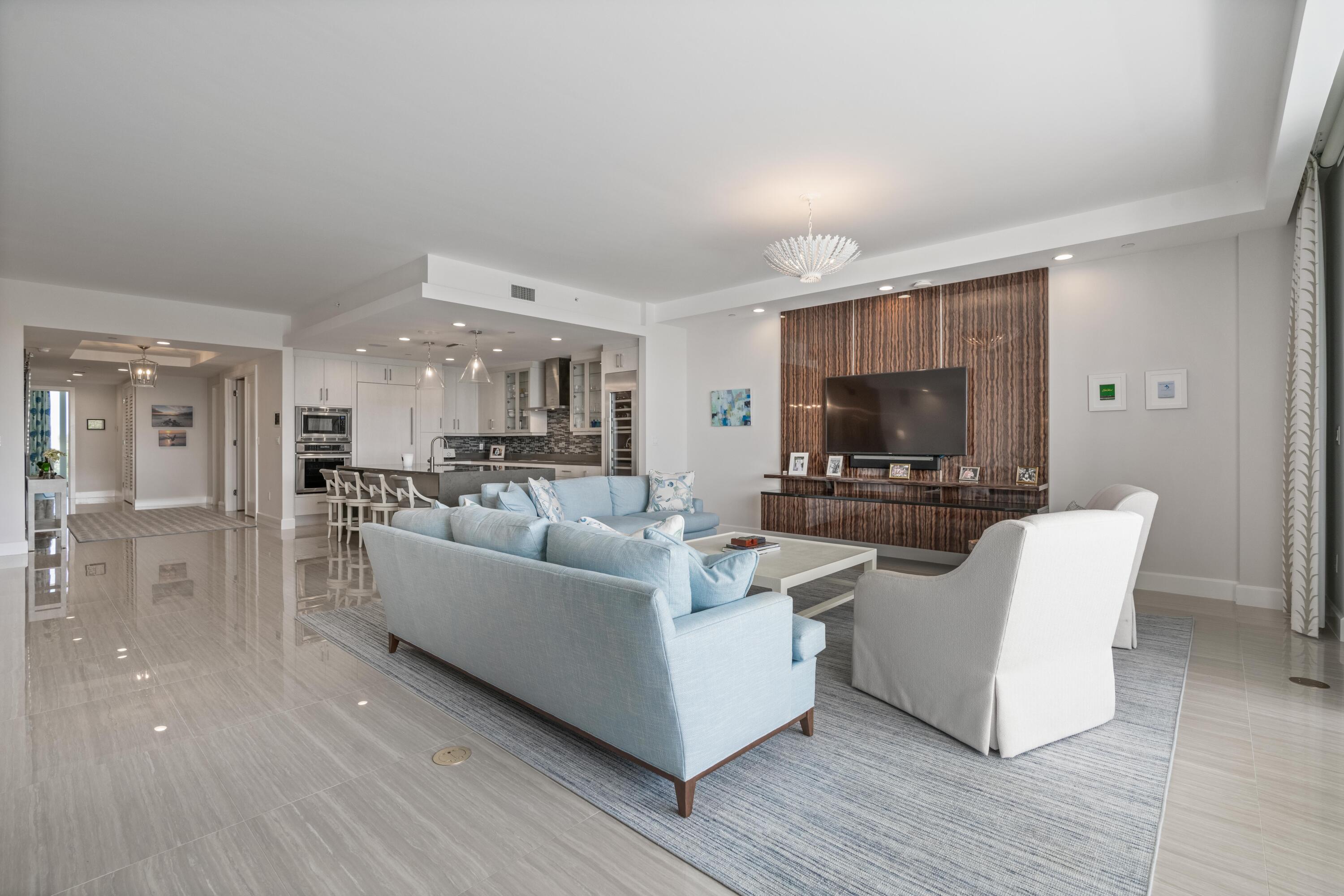 AZURE CONDO - Residential