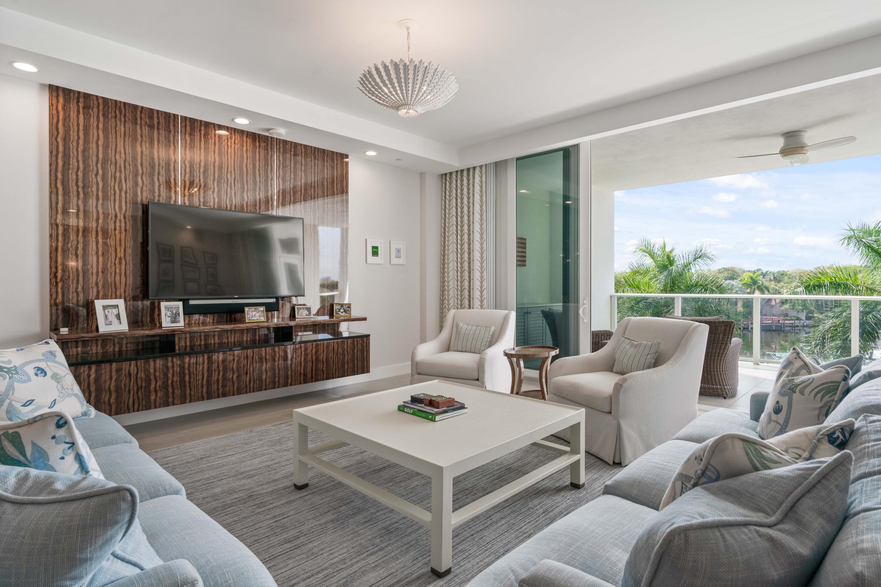 AZURE CONDO - Residential