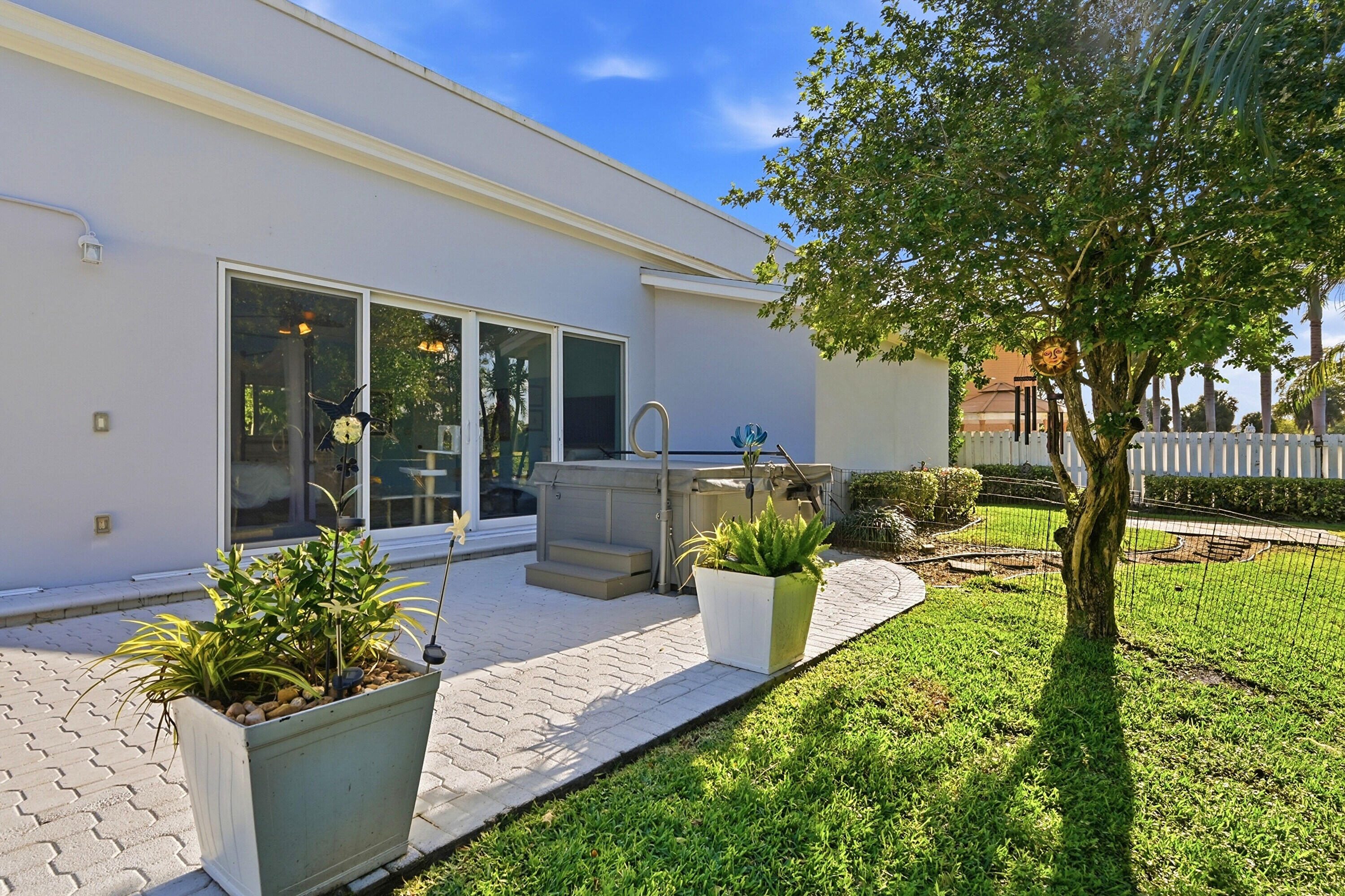 JACARANDA AREA 12-C - Residential