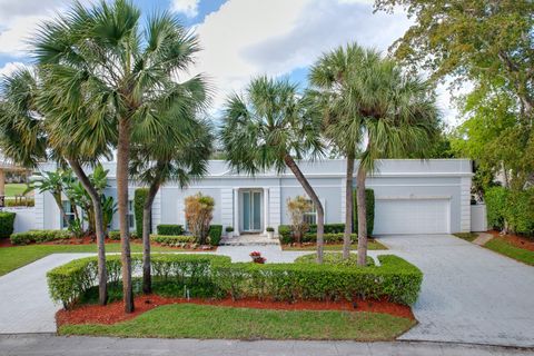 Tiny photo for 9001 N Lake Dasha Drive, Plantation, FL 33324 (MLS # B26015662)