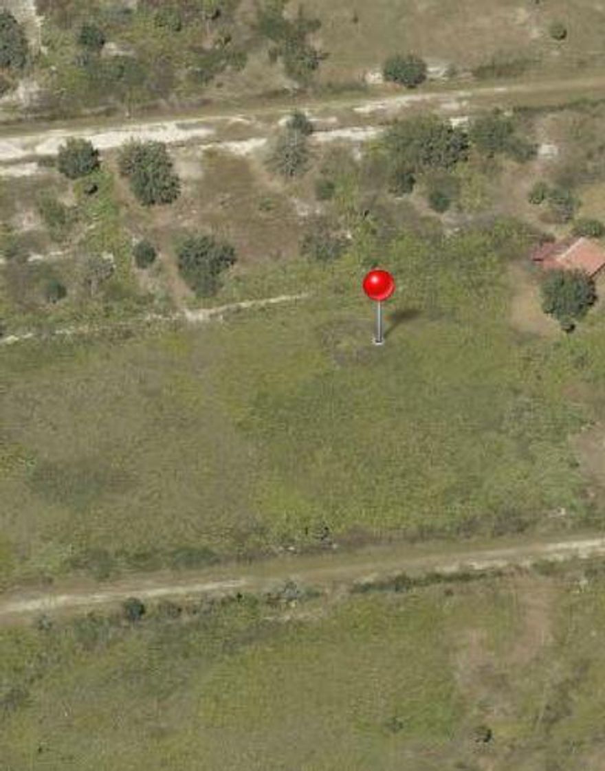 Prairie~Discover 3.75 acres of high and dry (X-zone) land in a rapidly growing area, offering endless possibilities for your vision. Located close to major highways, amenities, and just off a paved road, this property provides the perfect blend of privacy and convenience. With no HOA, you have the freedom to build your dream home, whether you prefer a manufactured home or wood-frame construction. Enjoy the outdoor lifestyle with nearby fishing, hunting, mudding, and more, plus the added benefit of school bus service available in the area.
A rare opportunity to own a spacious piece of land with flexibility and potential!