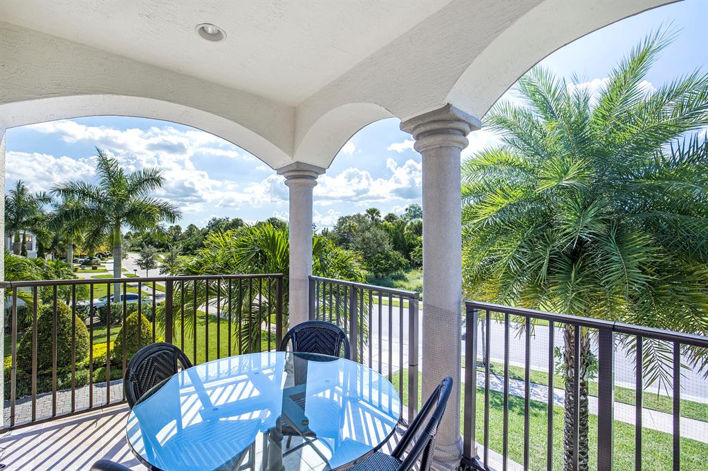 PARKLAND GOLF & COUNTRY C - Residential