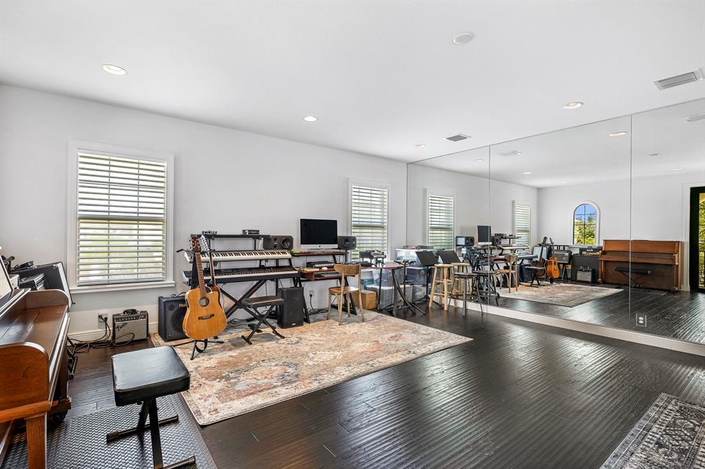 PARKLAND GOLF & COUNTRY C - Residential