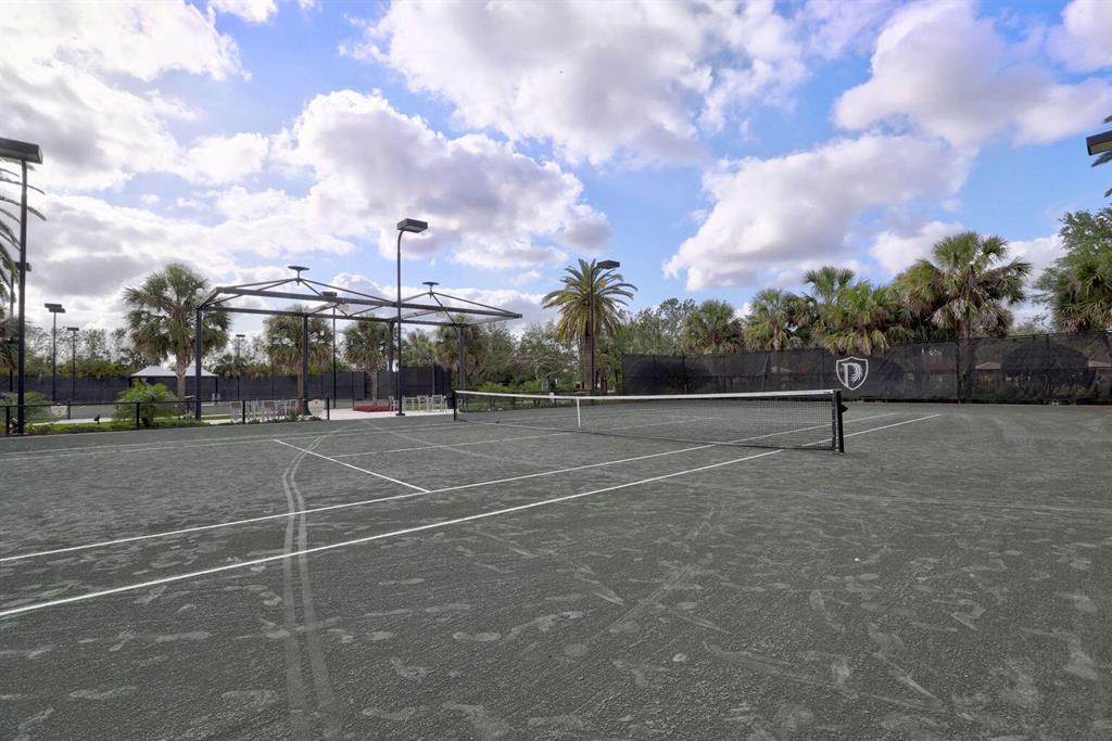 PARKLAND GOLF & COUNTRY C - Residential