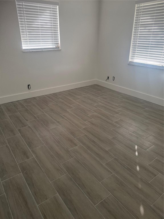 Lauderdale West 3 Sec 83- - Residential Lease